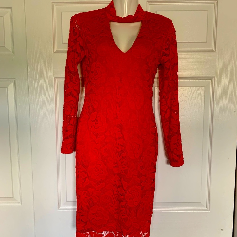 Lace red dress